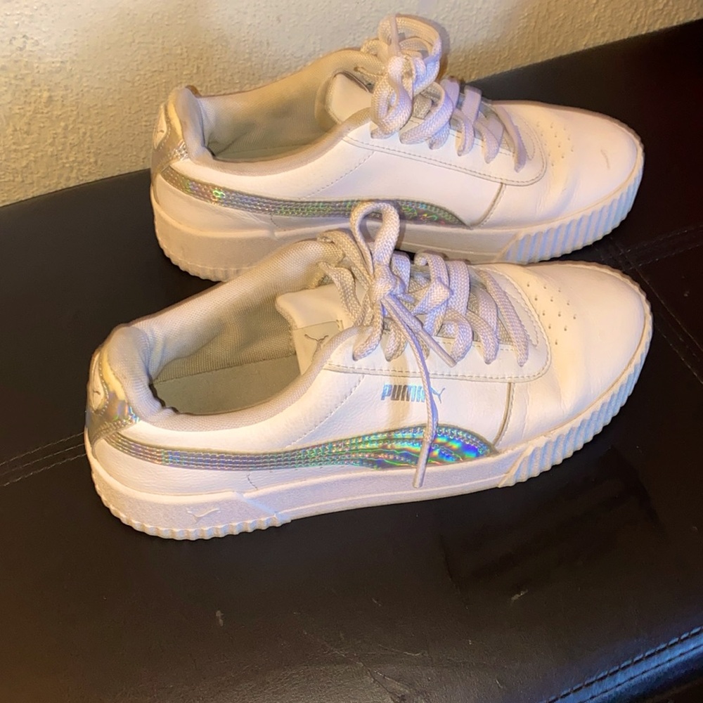 A nice comfortable pair of gym shoes